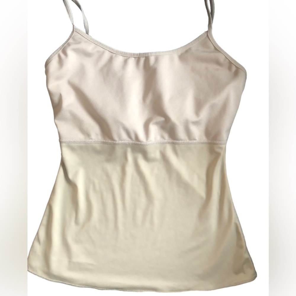 Spanx Cami Size M Nude Shelf Bra Slimming Shape Wear Stretch Compression